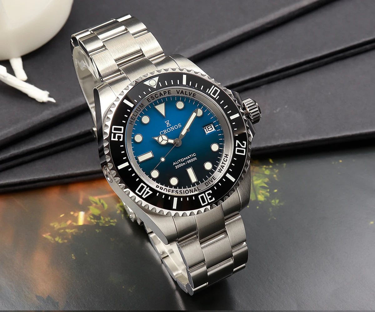 Cronos Automatic Diving Watch Stainless Steel 2000 Meters Water Resistance Professional Diver NH35 L6009M