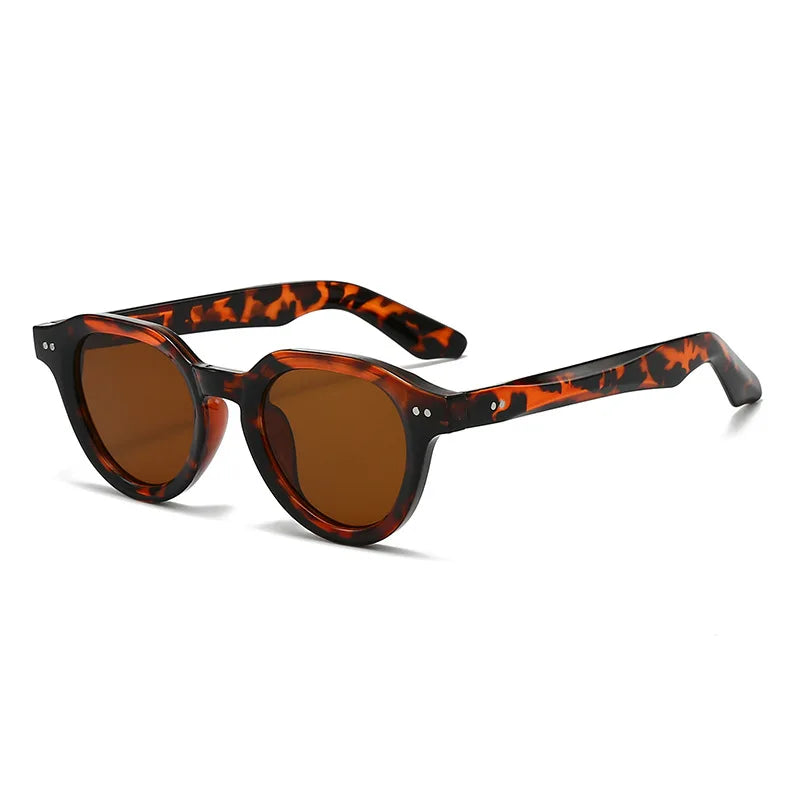 2025 Europe Designer Fashion Sunglasses Men Women Rives Sunset Casual Travel Sun Shades UV400 Suitable Oval Glasses