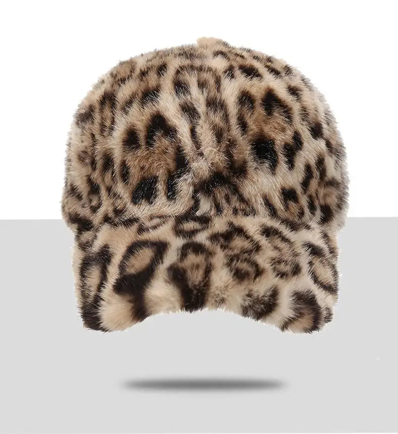Casquette de baseball imprimé léopard pour femme, en fausse fourrure douillette, chaude pour l'hiver, casquette vintage d'extérieur à visière rabattable pour femme