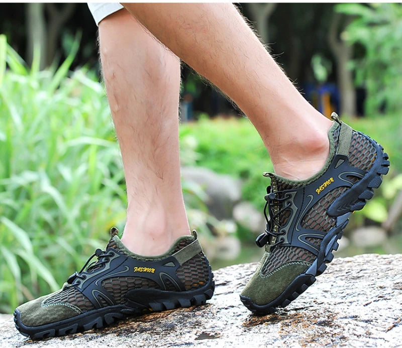 Breathable Outdoor Hiking Shoes Sports Wading Shoes Fishing Men's Shoes Summer Casual Sandals Comfortable and Breathable