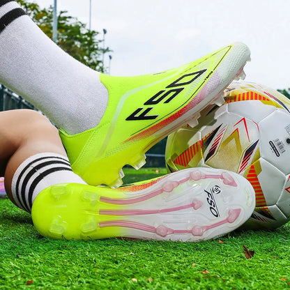 Men's Soccer Cleats Professional Football Boots Society Turf Breathable Mesh Youth Soccer Shoes Anti-Skid Male Sneakers Chuteira