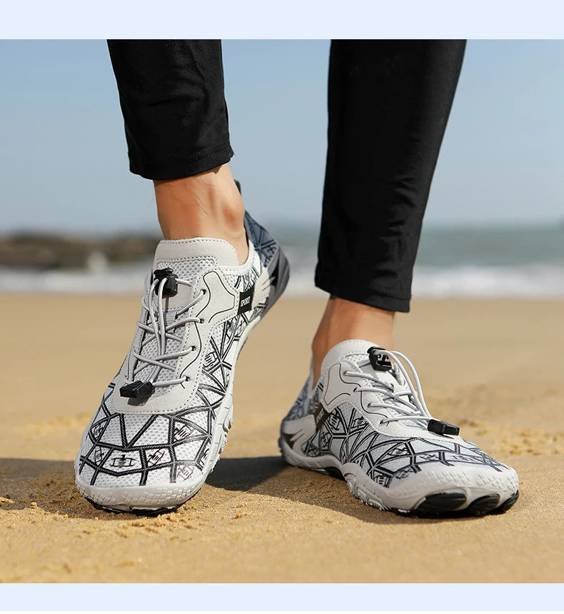 New Barefoot Wading Shoes Men and Women Mesh Quick-Drying Beach Shoes Outdoor Non-Slip Swimming Shoes Unisex Water Sports Shoes