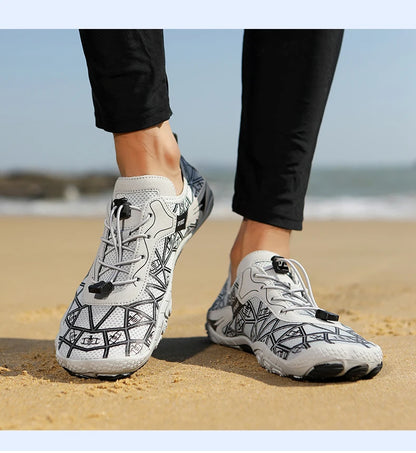 New Barefoot Wading Shoes Men and Women Mesh Quick-Drying Beach Shoes Outdoor Non-Slip Swimming Shoes Unisex Water Sports Shoes