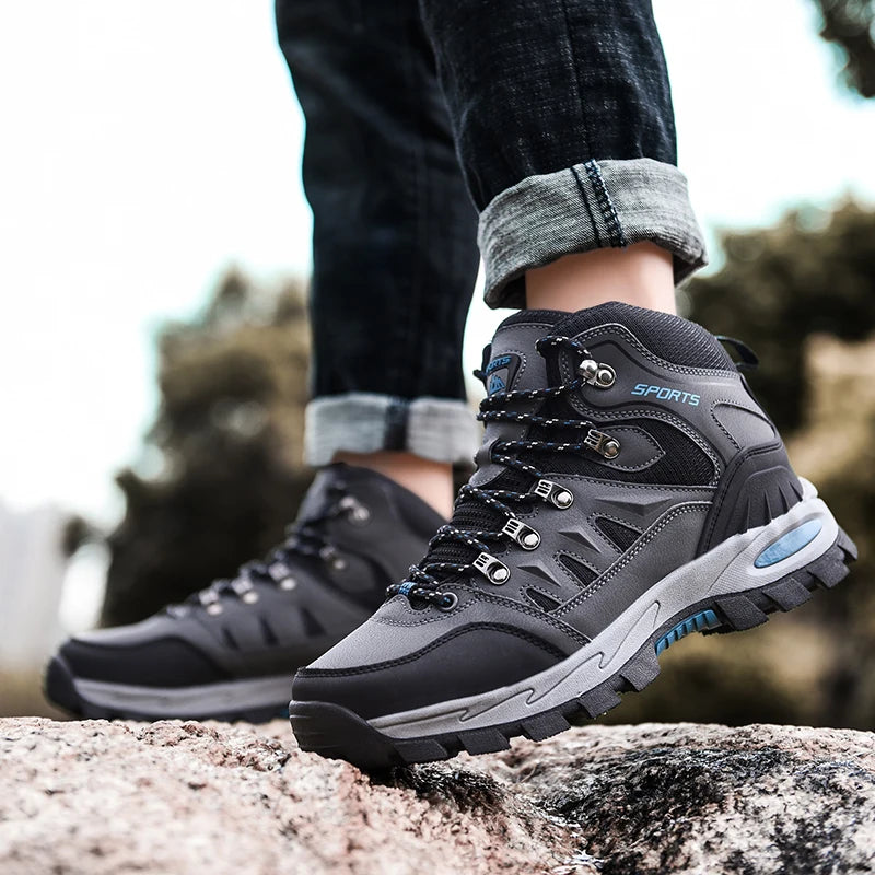 Outdoor Waterproof Hiking Boots for Men and Women, Spring and Autumn, Wear-Resistant Mountain Sports Boots, Hunting Sports Shoes