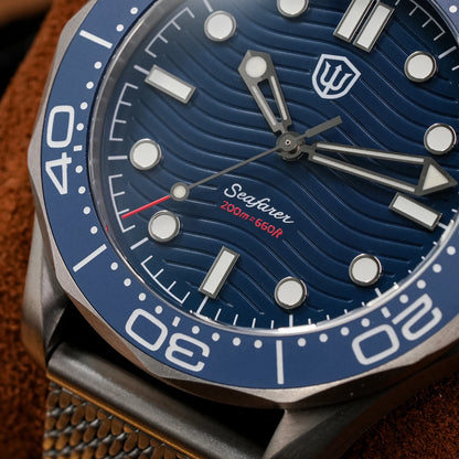 Watchdives WD007Q Diver Watch VH31 Sweep Second Quartz Movement Luminous Domed Sapphire Crystal Watches 42mm Titanium Watches