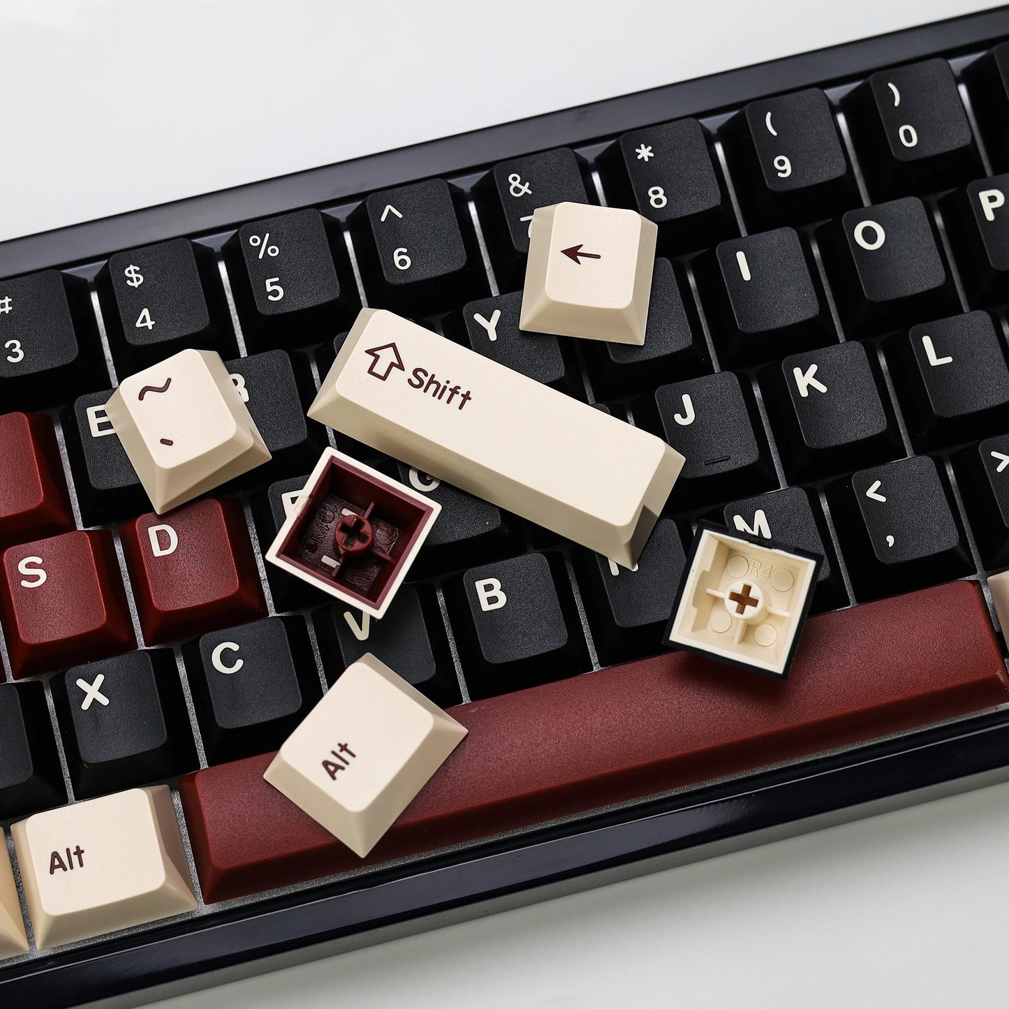 KBDiy GMK Rome Keycap Cherry Profile Double Shot PBT ISO Keycaps For Gamer Mechanical Keyboard Kit Gaming Point Retro Key Cap