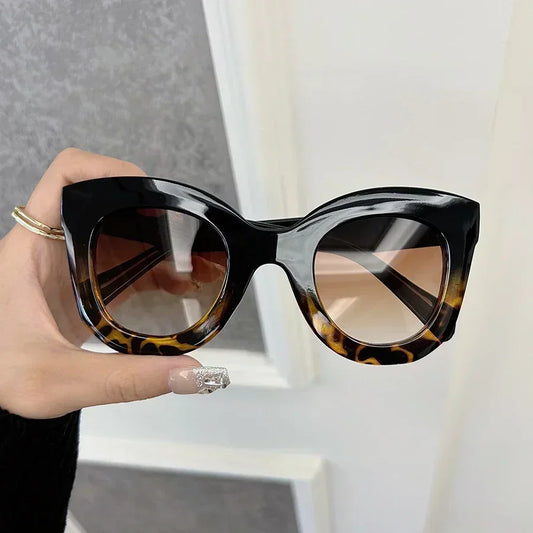 Vintage Cat Eye Sunglasses Women Men Brand Designer Sun Glasses Female Male Outdoors Classic Mirror Shades Oculos De Sol