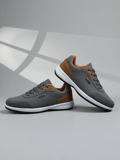 New Men's Four Seasons Waterproof Walking Shoes Casual Leather Sports Shoes Non-Slip Camping Shoes Men's Tennis Shoes