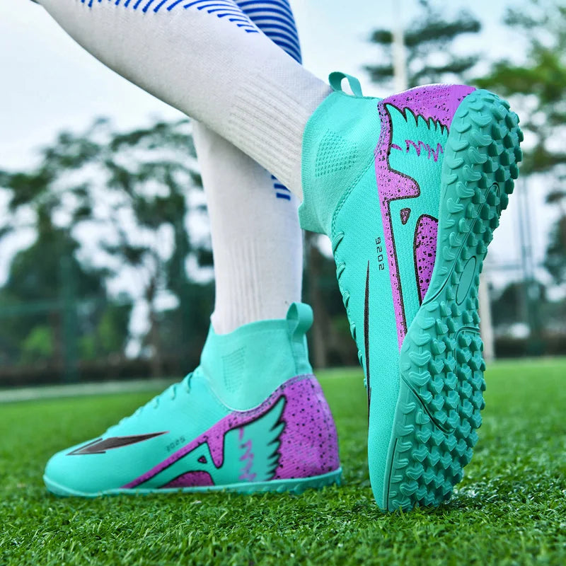 New Men’s Soccer Shoes High-Quality Indoor Football Boots Sports Shoes Futsal High Ankle Non-Slip Outdoor Ultralight Non-Slip