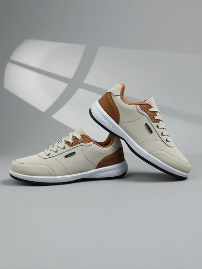 New Men's Four Seasons Waterproof Walking Shoes Casual Leather Sports Shoes Non-Slip Camping Shoes Men's Tennis Shoes