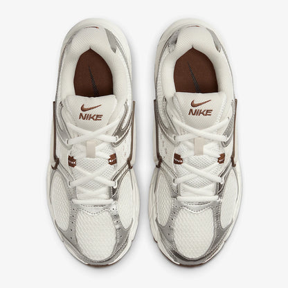 Nike Official Genuine V5 RNR Women's Cushioned Wear-Resistant Breathable Low-Top Casual Shoes HQ7901-102