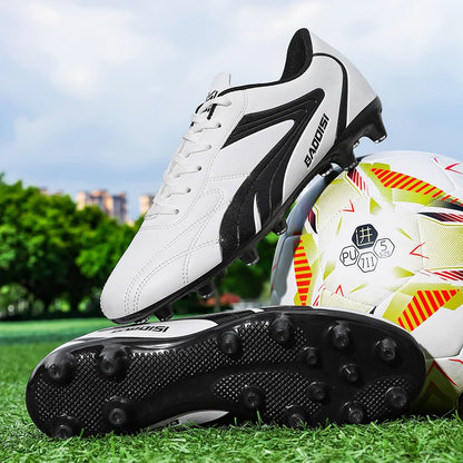 Men Soccer Shoes Breathable Football Boots Futsal Ultralight Professional Training Sneakers Unisex Grass Cleats Match Sport