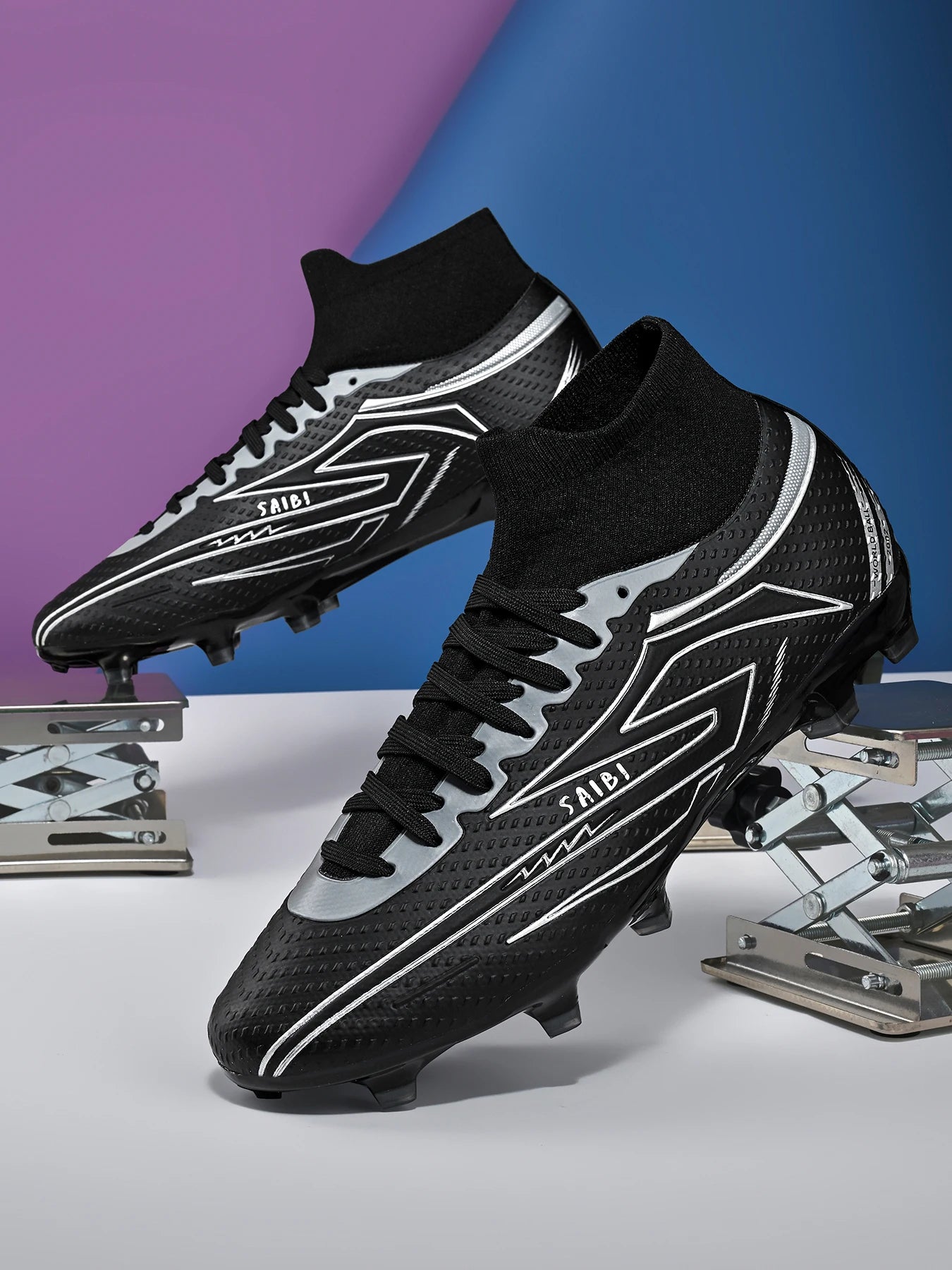 Men's football shoes, anti slip boots, AG/FG spikes, professional training shoes, breathable football shoes