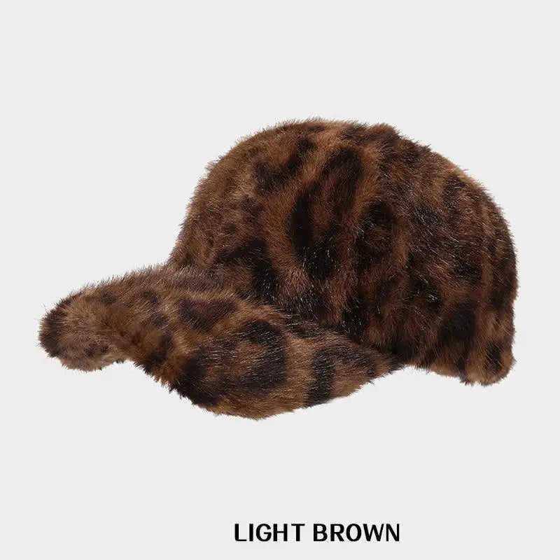 Casquette de baseball imprimé léopard pour femme, en fausse fourrure douillette, chaude pour l'hiver, casquette vintage d'extérieur à visière rabattable pour femme