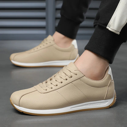 Leisure Running Summer Fashion Anti-Slip Mountaineering PU Leather Sports Shoes, Tennis Trend, Hot Selling Men’s White Flat Shoes