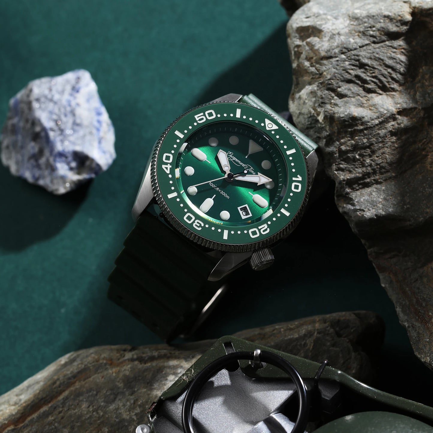 【Escapement Time】Quartz 2S60 Movement Diver Water Sapphire Ceramic Bezel BGW9 300M Waterproof The battery lasts for ten years