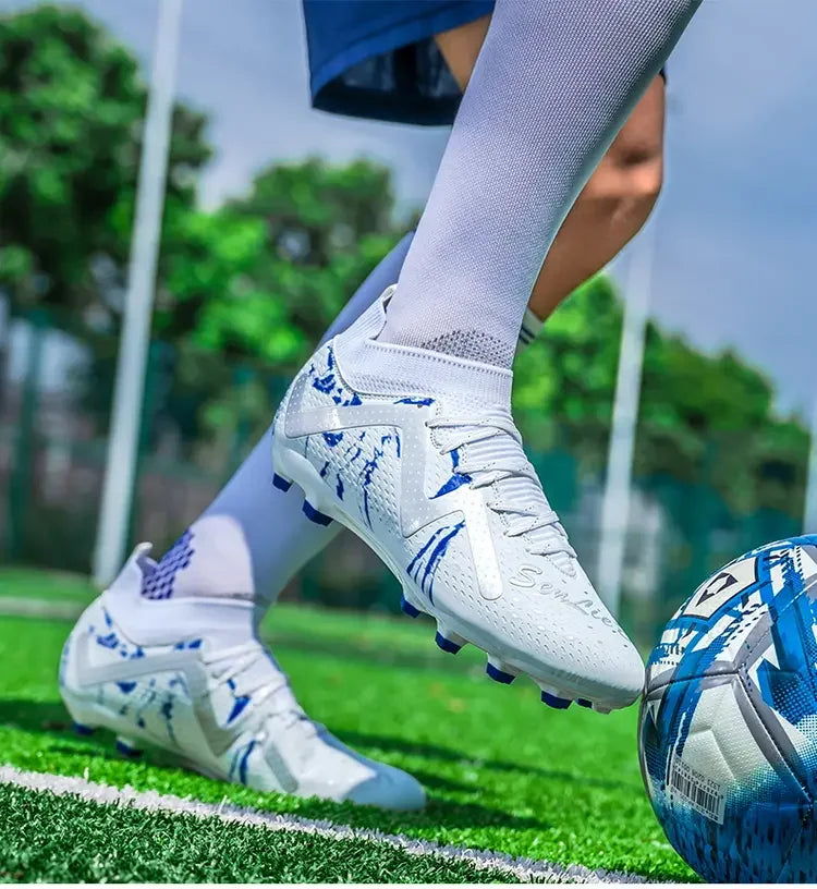 Botas de fútbol oversize para jóvenes y niños, diseño cómodo y flexible, rendimiento estable antideslizante para deportes al aire libre en campo