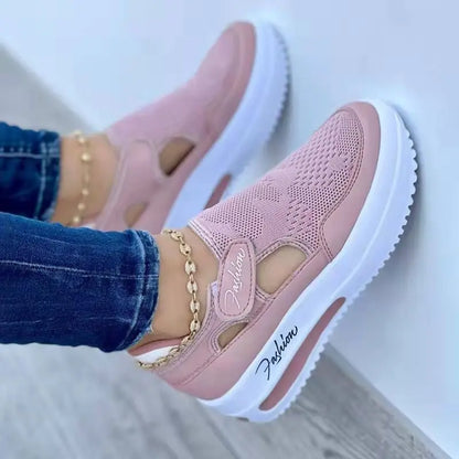 Large Casual Single Shoes for Women 2025 New Summer Flat Bottomed Breathable Casual Mesh Fashionable Thick Soled Sports Shoes