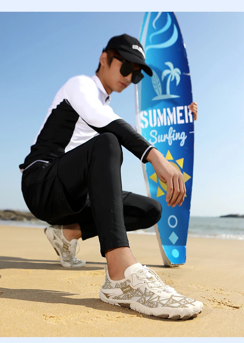 New Barefoot Wading Shoes Men and Women Mesh Quick-Drying Beach Shoes Outdoor Non-Slip Swimming Shoes Unisex Water Sports Shoes