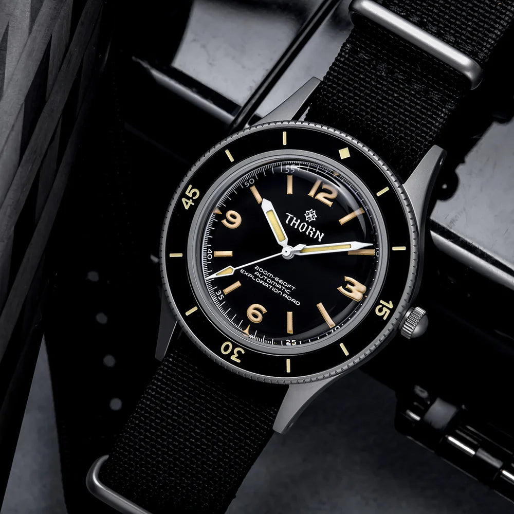 Thorn SHY033 Vintage 50-Fathoms Mechanical Watch NH35 Automatic Movement K9 Mineral Crystal 200m Waterproof Luminous Men Watch