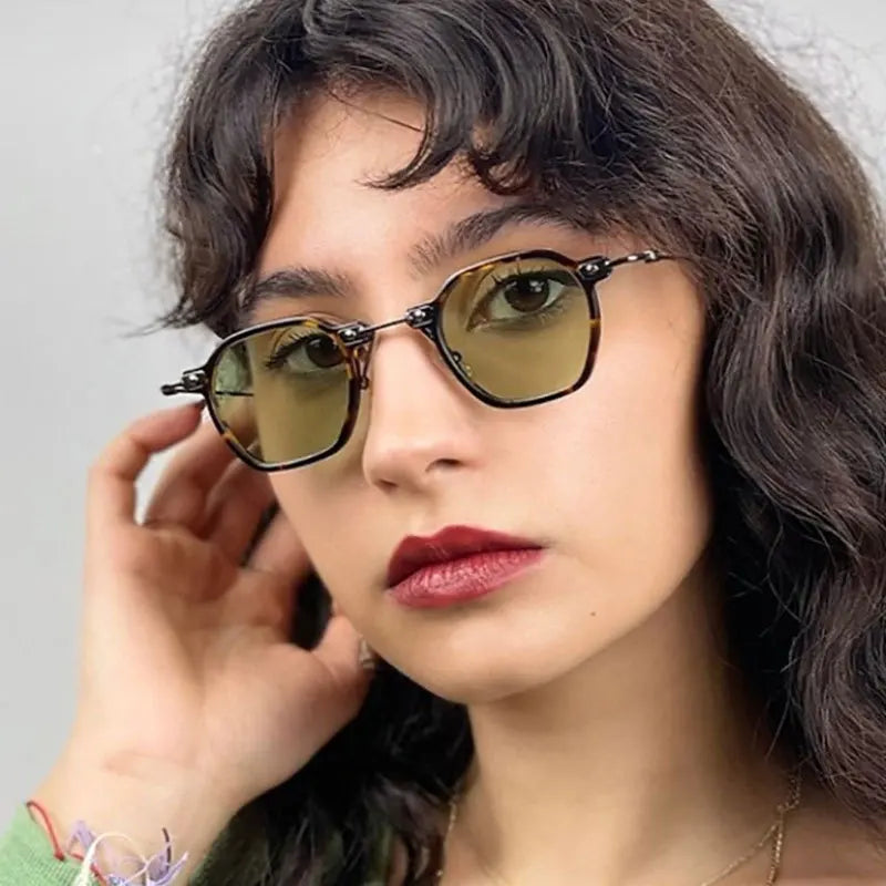 2025 Small Square Sunglasses Riding Driving Sun Glasses Women Men Brand Designer Metal Frame Eyewear Shades Oculos De Sol UV400