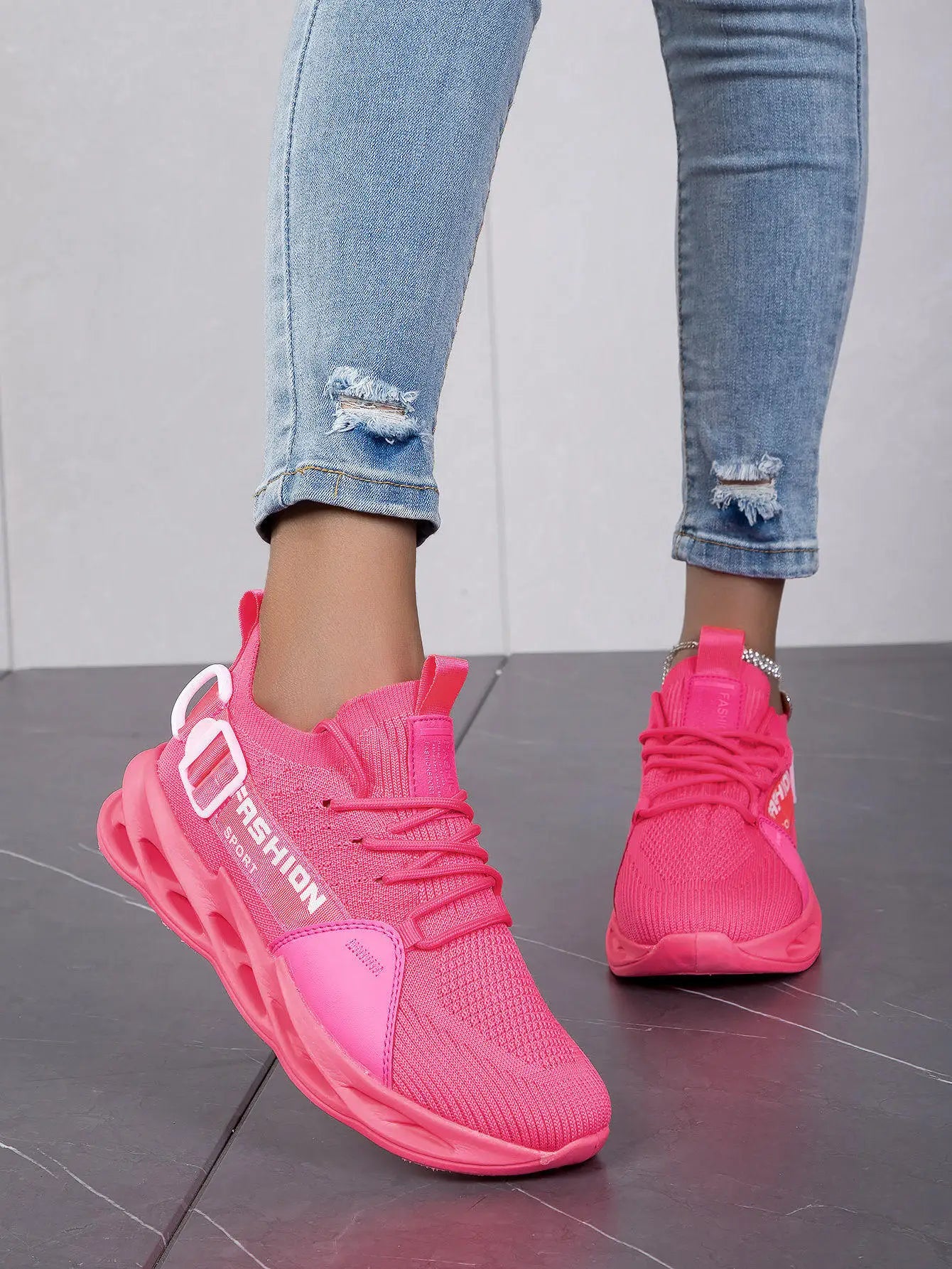 Hot Sale Fashion Purple Casual Sneakers Women Men Blade Running Shoes Big Size 48 Light Breathable Sports Shoes Men Mesh Sneakers