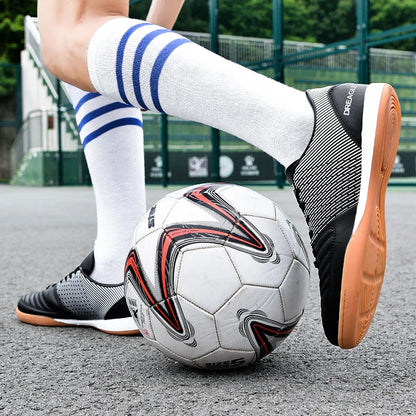 Indoor Soccer Cleats Men Professional Futsal Shoes Anti-Skid Men’s Football Boots Original Hard Court Chuteira Society Futebol
