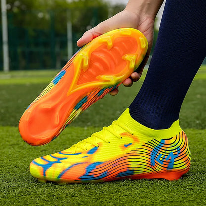 Nuove scarpe da calcio da uomo per partita outdoor, sneakers con tacchetti per erba, scarpe da football bestseller antiscivolo per ragazzi, alta qualità, alte e leggere