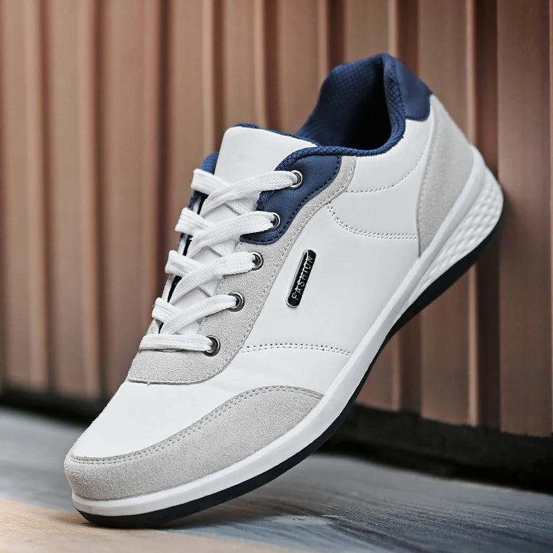 New Men's Four Seasons Waterproof Walking Shoes Casual Leather Sports Shoes Non-Slip Camping Shoes Men's Tennis Shoes