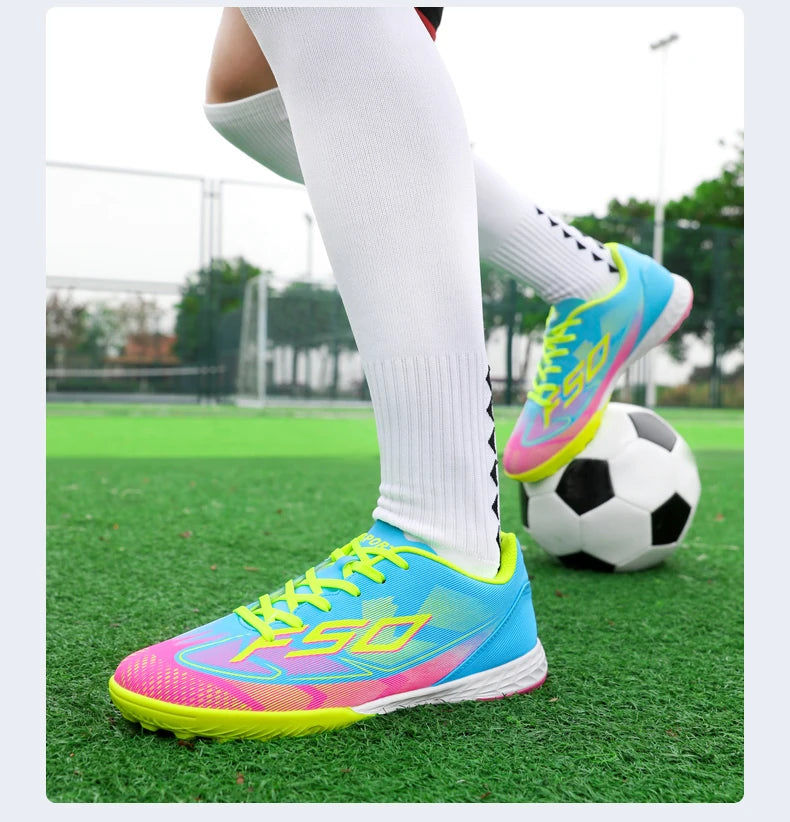 New Men's Soccer Shoes Unisex Sneakers Hot Sale Football Boots Professional High-Quality Futsal Ultralight Women TF/FG Cleats
