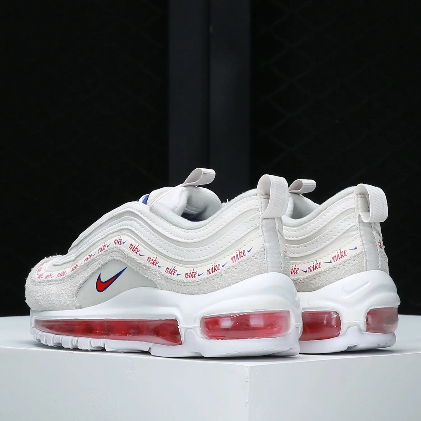 Nike Original AIR MAX 97 Damen-Low-Top-Sportschuhe mit Air-Dämpfung DC4013-001