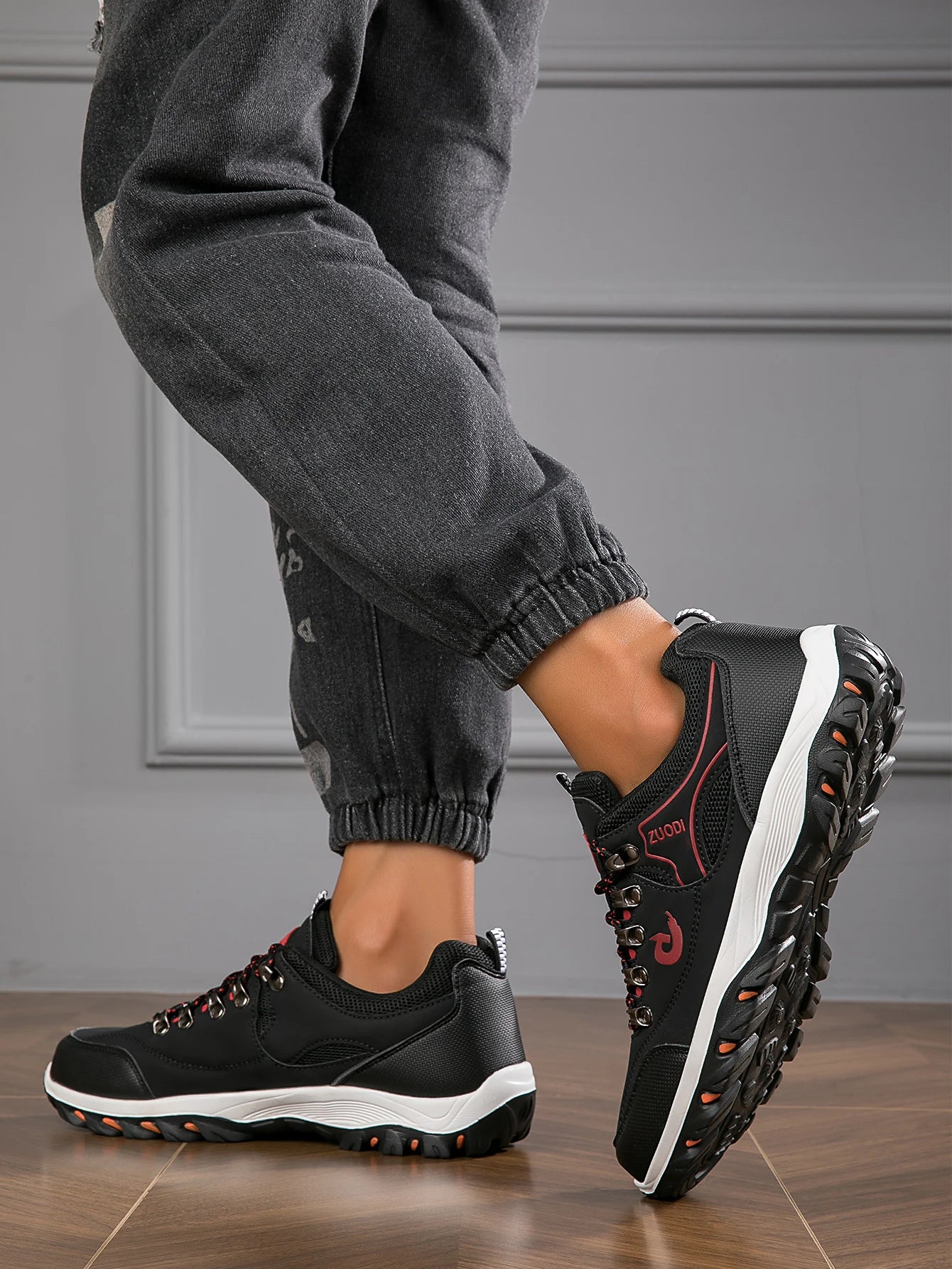 New Men's Hiking Shoes Breathable Hiking Sports Shoes Outdoor Ultra-light Non-slip Hiking Camping Running Hiking Sports Shoes