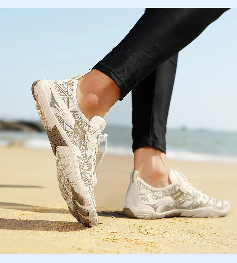 New Barefoot Wading Shoes Men and Women Mesh Quick-Drying Beach Shoes Outdoor Non-Slip Swimming Shoes Unisex Water Sports Shoes