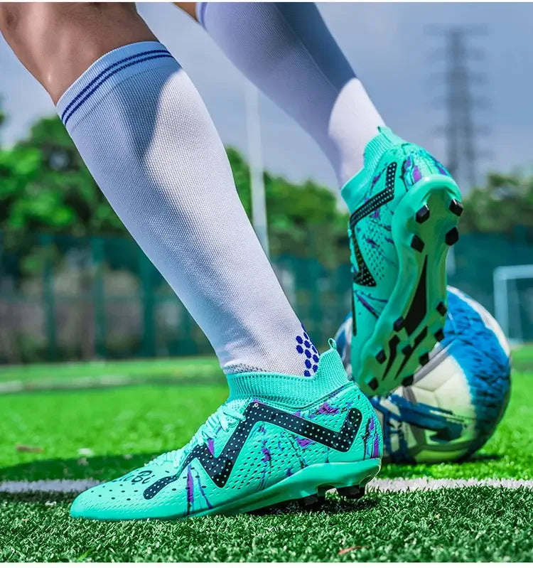 Botas de fútbol oversize para jóvenes y niños, diseño cómodo y flexible, rendimiento estable antideslizante para deportes al aire libre en campo