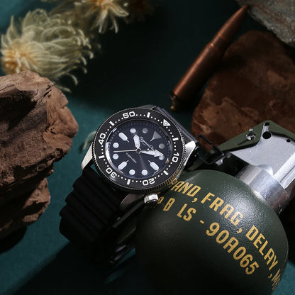 【Escapement Time】Quartz 2S60 Movement Diver Water Sapphire Ceramic Bezel BGW9 300M Waterproof The battery lasts for ten years