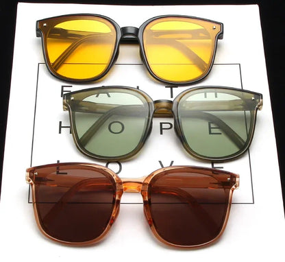 2025 New Foldable Sunglasses Portable Sunscreen UV400 Women Sunglasses Trendy Outdoor Ultra Weight Driving Glasses