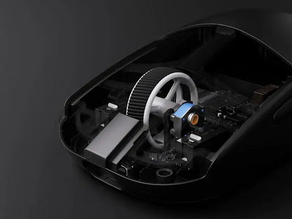 MCHOSE L7 Wireless Gaming Mouse L7 Ultra PAW3395 26K Sensor Dual 8K Polling 39g Ultra-Lightweight2.4GHz RF/BT/Wired Tri-Mode