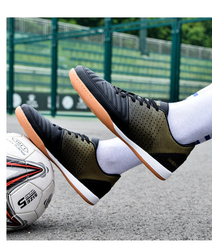 Indoor Soccer Cleats Men Professional Futsal Shoes Anti-Skid Men’s Football Boots Original Hard Court Chuteira Society Futebol