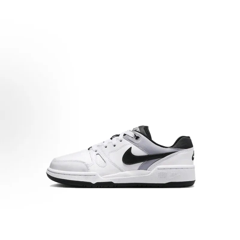 Nike Full Force minimalistische, modische, bequeme, strapazierfähige Low-Top-Sportsneaker für den täglichen Arbeitsweg FB1362-001