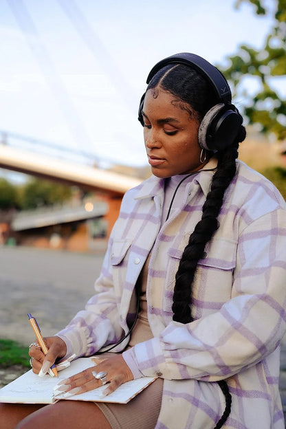 Beyerdynamic DT 700 PRO X Professional Studio Headphones – Closed-Back Over-Ear Monitoring Headset with Hi-Fi Sound