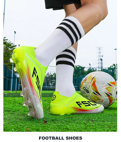 Neue Herren-Fußballschuhe, Futsal- und Outdoor-Sneaker, rutschfeste hochwertige Fußballschuhe mit Stollen für Rasenplätze, Bestseller, High-Top, leicht
