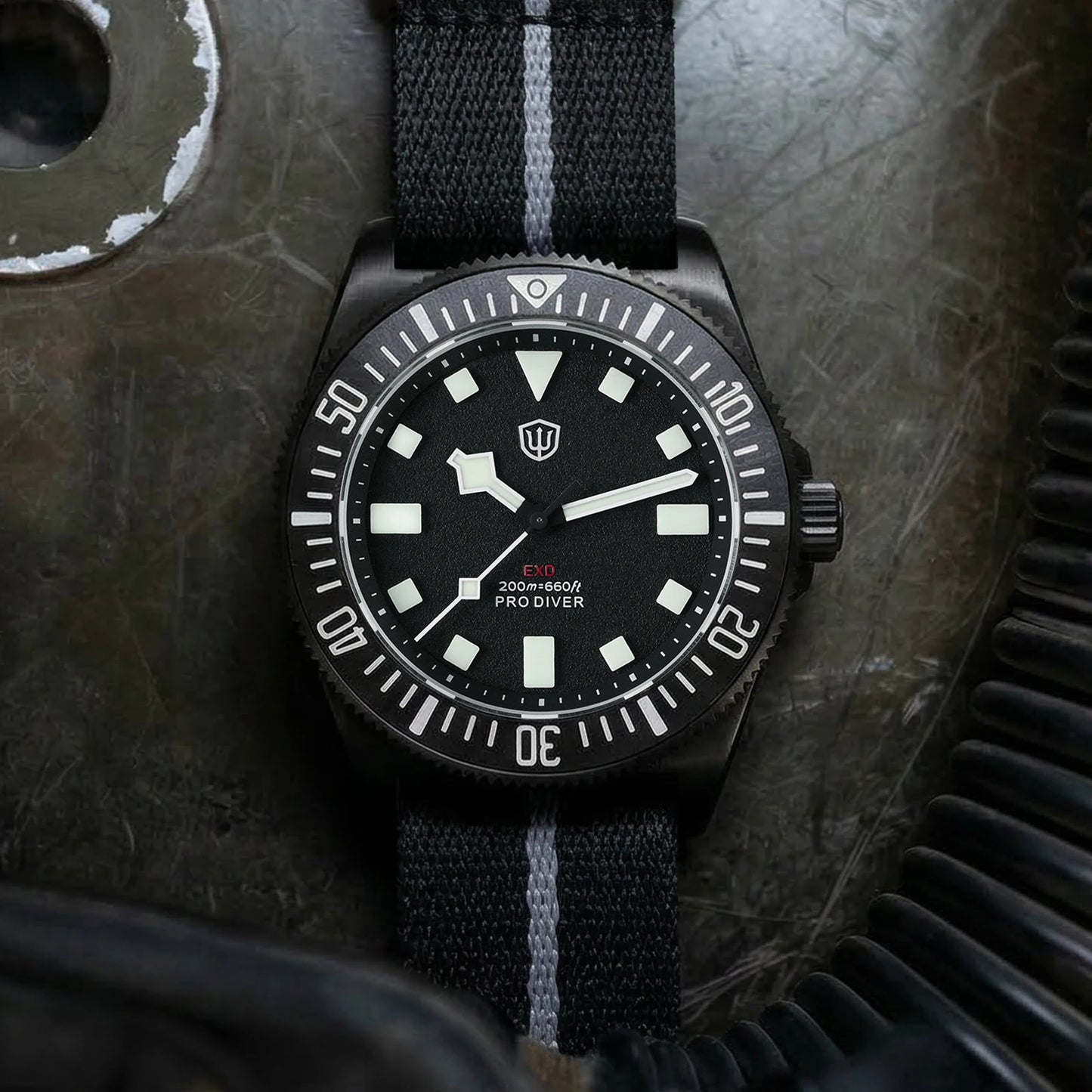 Watchdives EXD 40Mm Titanium Dive Watch Man VH31 Sweep Quartz Watches 200 Waterproof Ar Sapphire BGW9 Luminous 316L Wristwatch