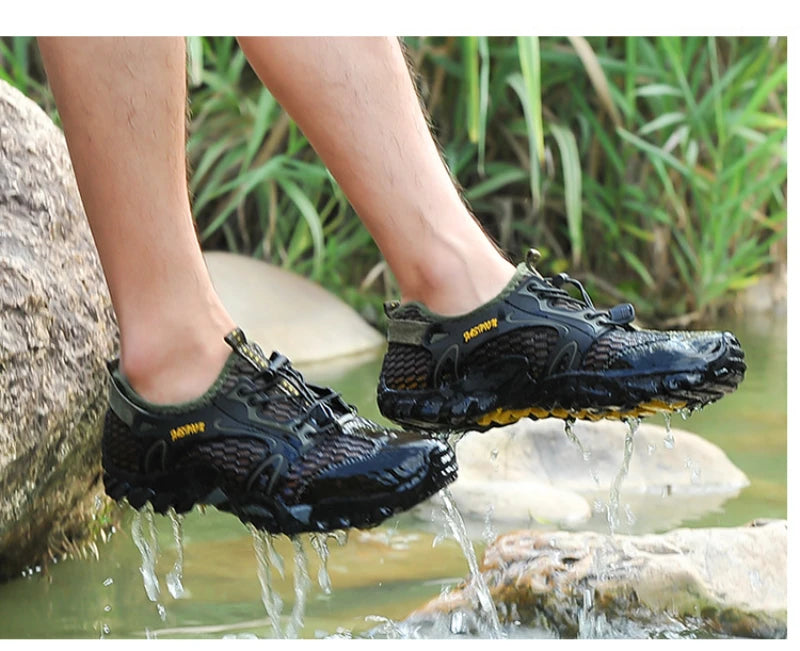 Breathable Outdoor Hiking Shoes Sports Wading Shoes Fishing Men's Shoes Summer Casual Sandals Comfortable and Breathable